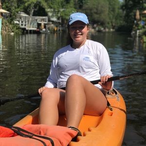 Meet your Posher, Julia